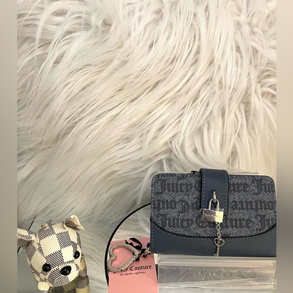 NWT! JUICY COUTURE TAB CARD WALLET - Picture 3 of 10